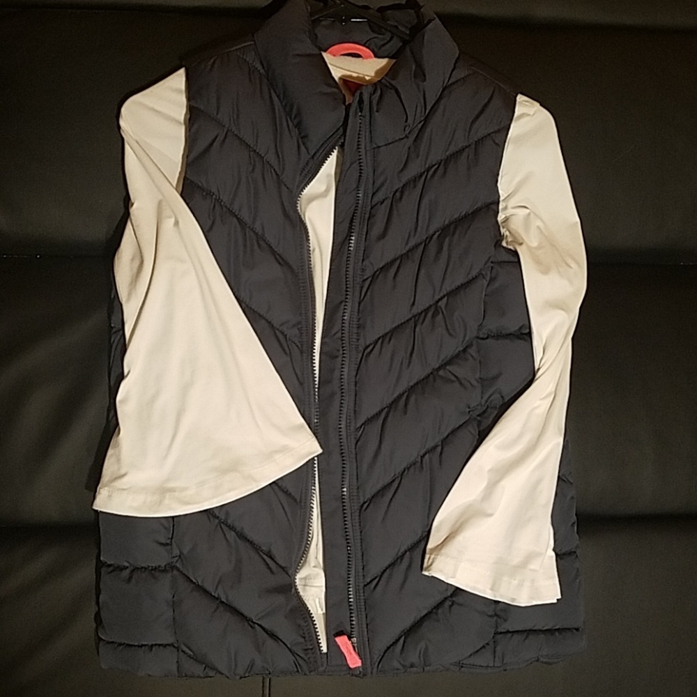 Girls size 14 puffer vest and shirt package